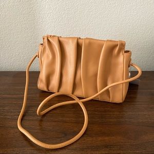 Brown Tan Gathered Cloud Envelope Pouch Crossbody Convertible Bag Purse | B3